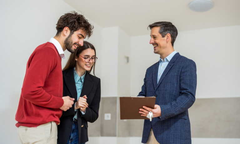Renters' Rights Act Phase 2 guidance for Tilehurst landlords in RG30 and RG31, covering PRS database registration, 2027 deadlines and property compliance.